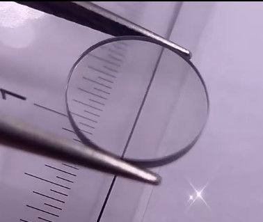 Colorless mono CVD Lab Grown Diamonds Single Crystal Optical Prism 2x2x1mm