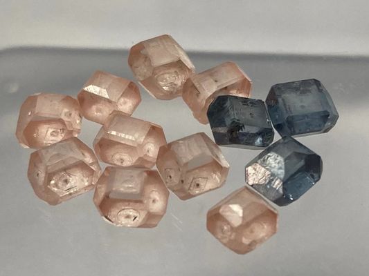 Pink And Blue HPHT Rough Lab Created Diamond Round Shape Brilliant Cut