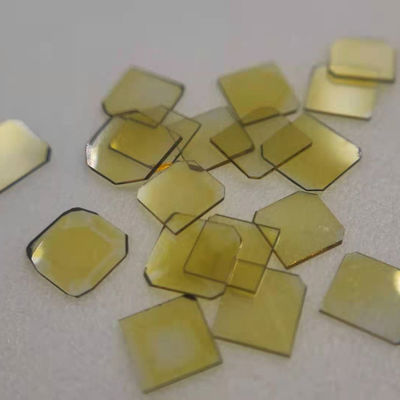 Unregular Square CVD HPHT Lab Grown Diamonds Mono Diamond Substrate 0.3mm 0.5mm 1mm