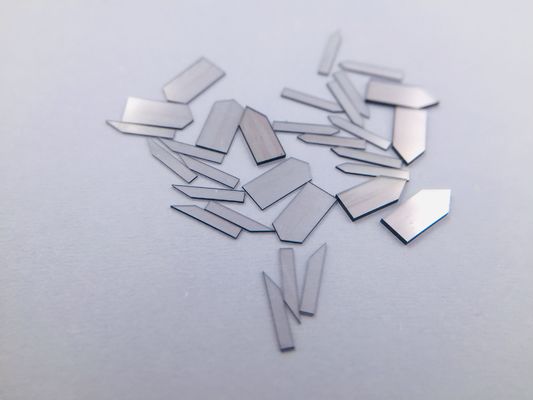 6.5*3.3*0.2mm 110 Orientation CVD Diamond Blades for Ophthalmic Knives and Microtomes
