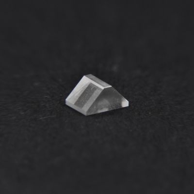 Triangle Prism Optical CVD Diamond 6-Side Polished High Transparency Loose Mono Crystal Diamond