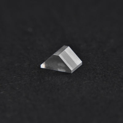 Triangle Prism Optical CVD Diamond 6-Side Polished High Transparency Loose Mono Crystal Diamond
