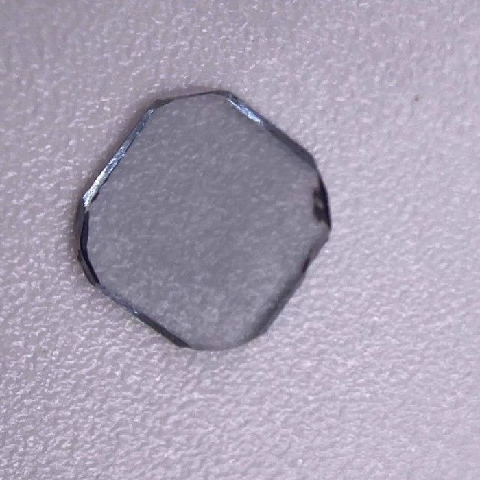 Unregular Square CVD HPHT Lab Grown Diamonds Mono Diamond Substrate 0.3mm 0.5mm 1mm