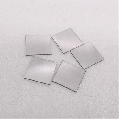 Diamante CVD de alta calidad. Diamante CVD de cristal único de grado óptico: Transmisión de luz superior.
